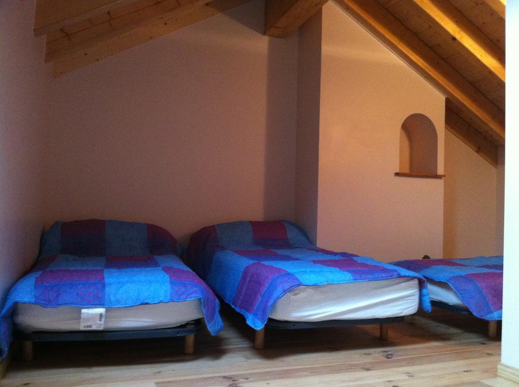 Maison De Caractère En Pierre Saint-Pierre-dels-Forcats Buitenkant foto
